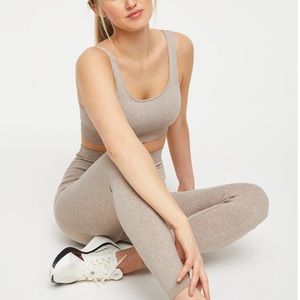 Lilias Active Ribbed Leggings and Sports Bra